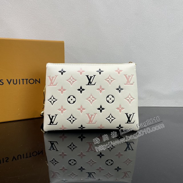 Lv路易威登2023專櫃新款Coussin BB手袋 LV羊皮粗鏈條單肩斜挎包 M22954 ydh5250